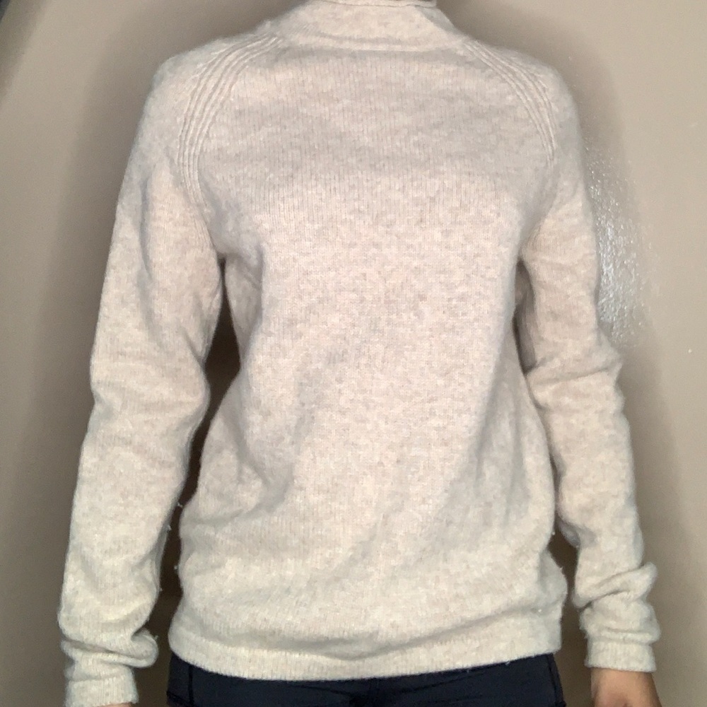 J CREW WOOL SWEATER SIZE S